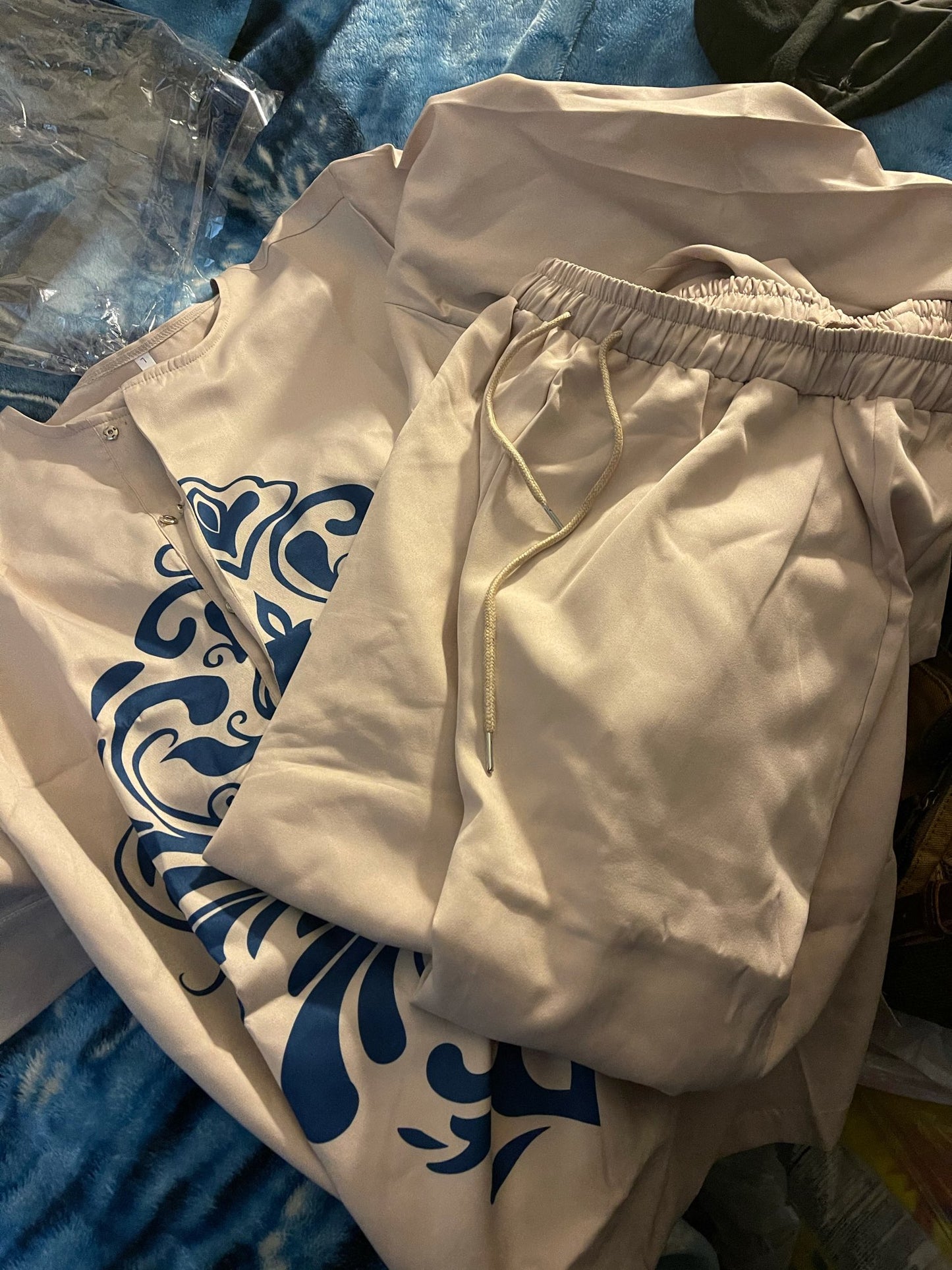 African Clothing Men's Long-sleeved Shirt Irregular Printing Dashiki Fashion Tops Mens Muslim Traditional T-shirt Male 2022 Fall